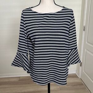 Women’s bell sleeve top - Size L